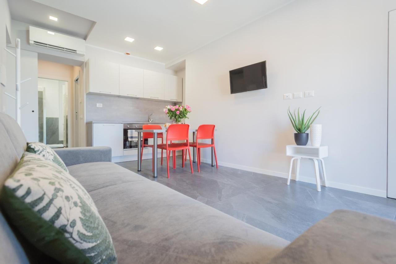 Sant'Agostino Apartments By Rent All Como Exterior foto